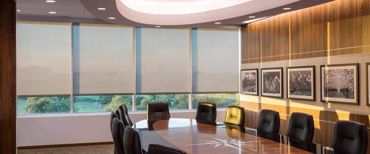 Hunter Douglas' Motorized RB 500 Roller Shades